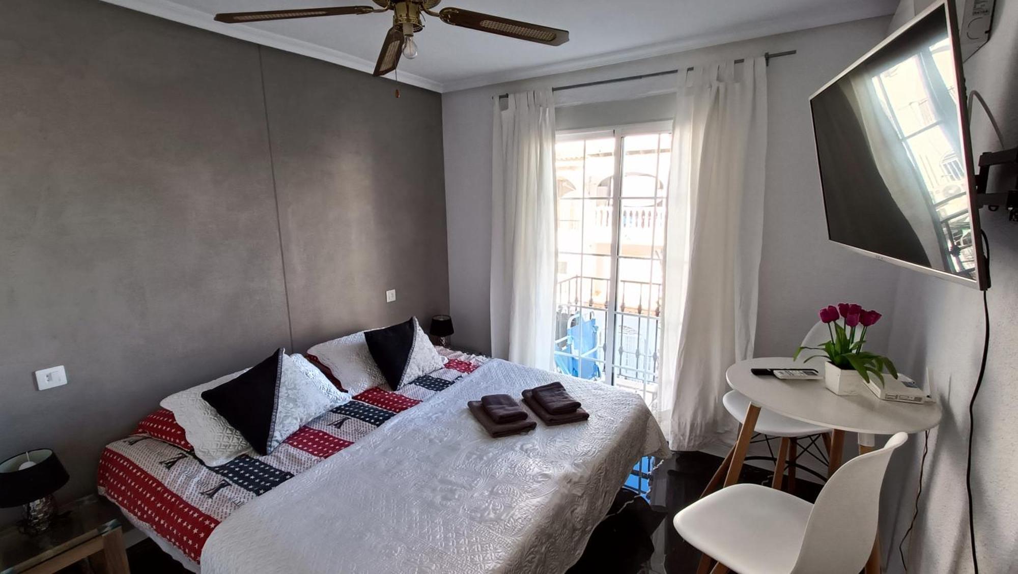 Apartamento Inez Torrevieja Bagian luar foto