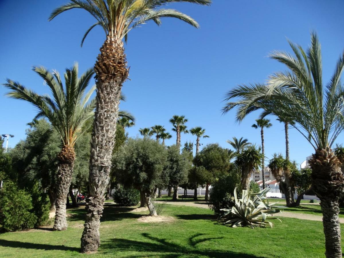 Apartamento Inez Torrevieja Bagian luar foto