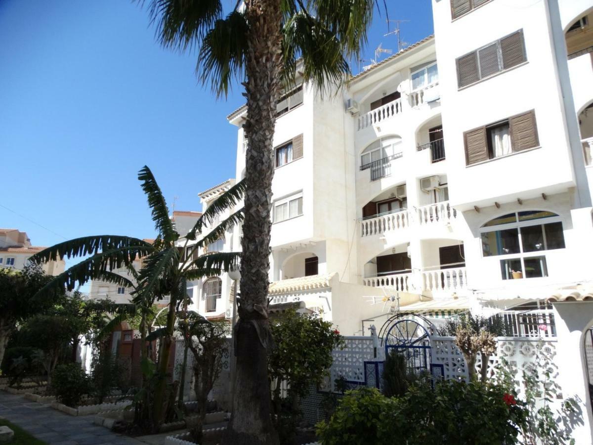 Apartamento Inez Torrevieja Bagian luar foto