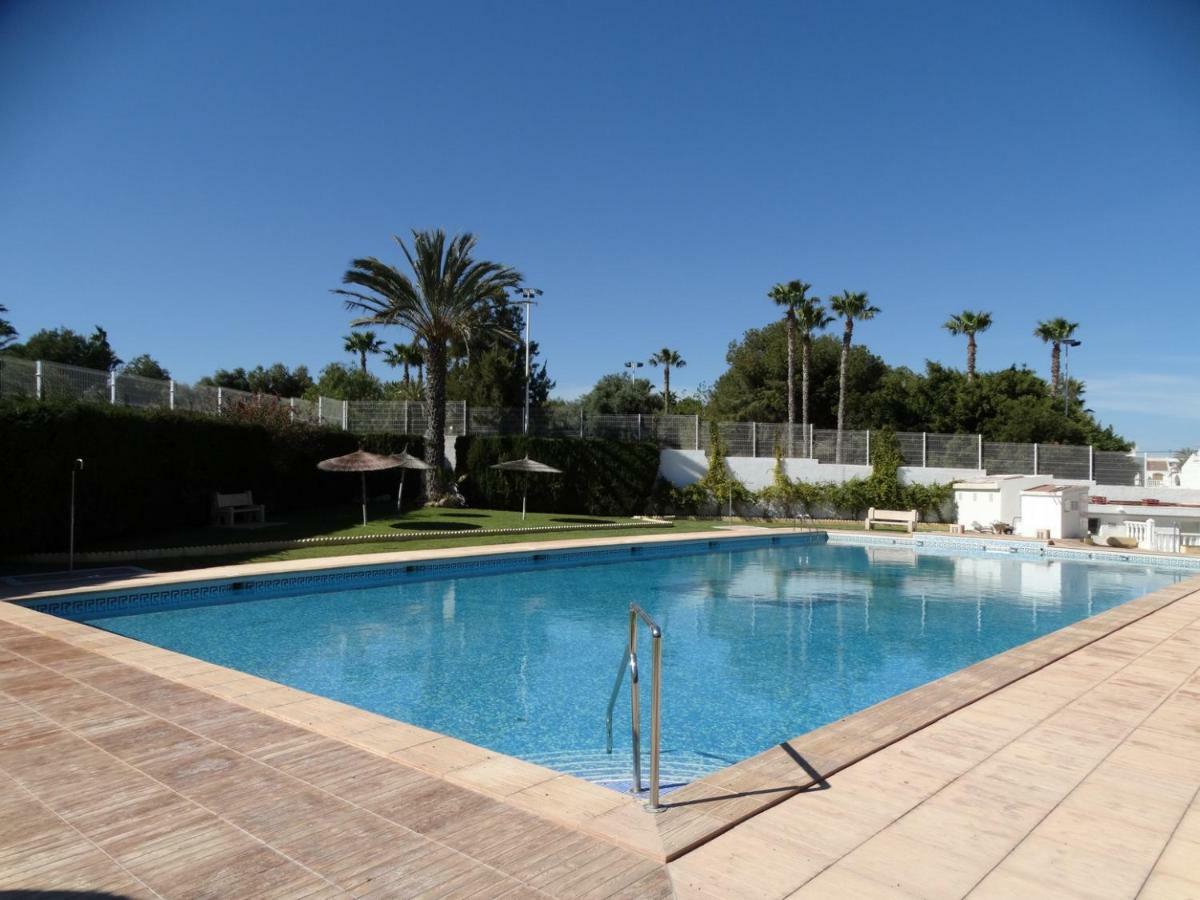 Apartamento Inez Torrevieja Bagian luar foto