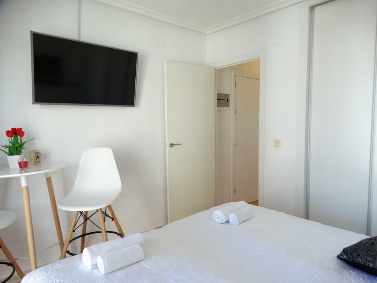 Apartamento Inez Torrevieja Bagian luar foto